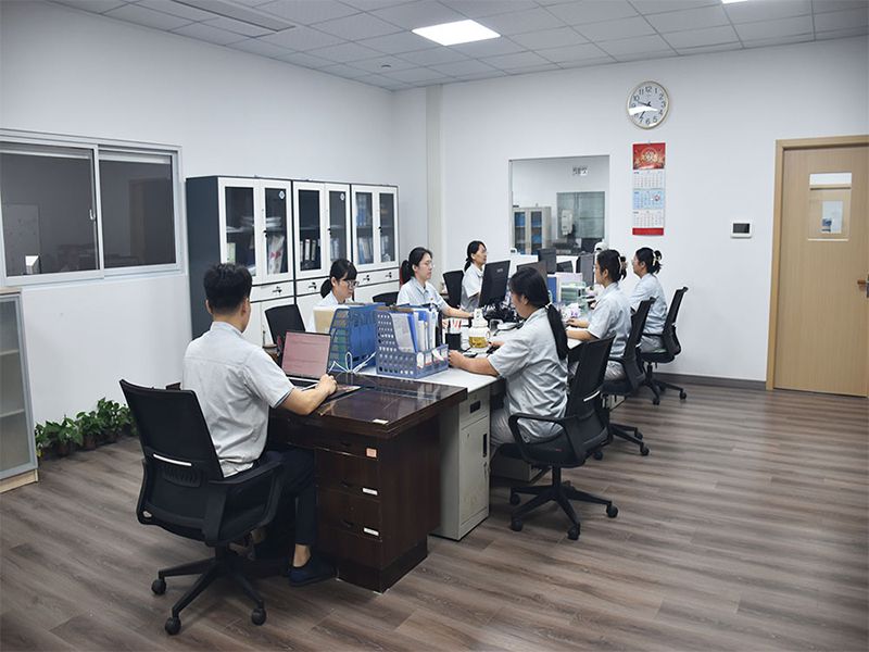 auto accessories factory